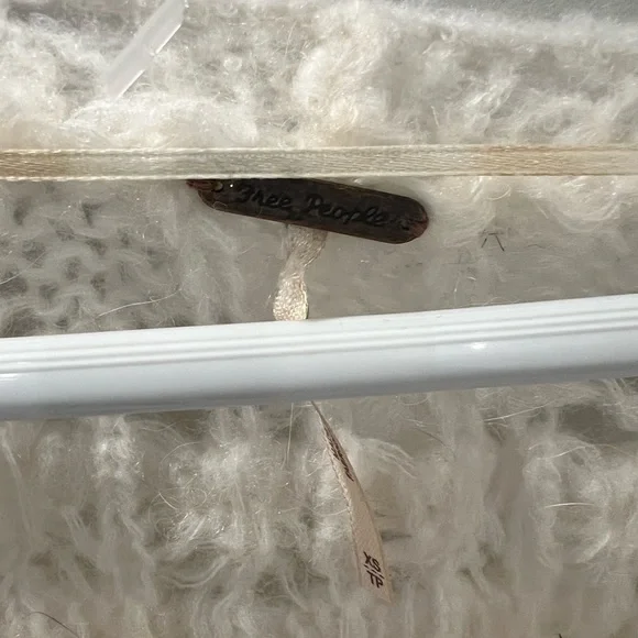 Free People Snowball Cropped Sweater - XS - Picture 7 of 7